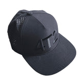 4T2 Cappellino da running con visiera piatta e logo ricamato